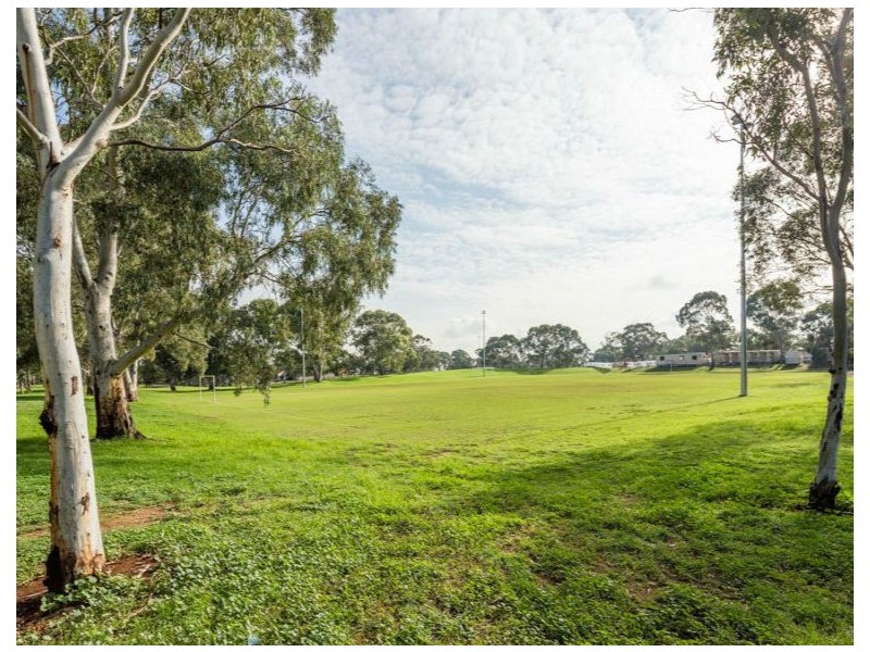 8 Fairfax Road, Ingle Farm SA 5098