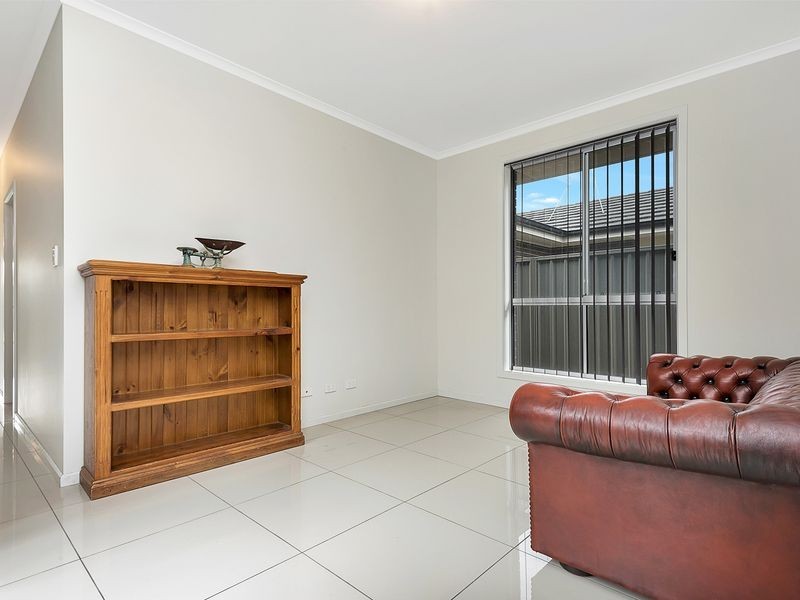 10 Hood Street, Hillcrest SA 5086
