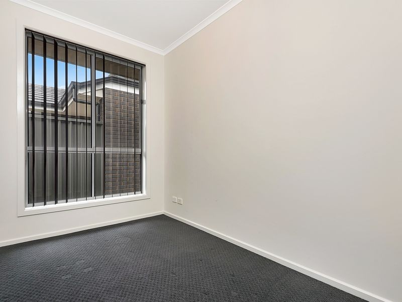 10 Hood Street, Hillcrest SA 5086