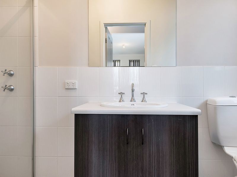 10 Hood Street, Hillcrest SA 5086