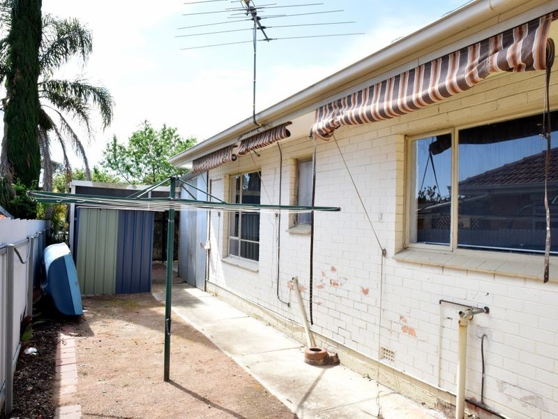 422 Bridge Road, Para Hills West SA 5096