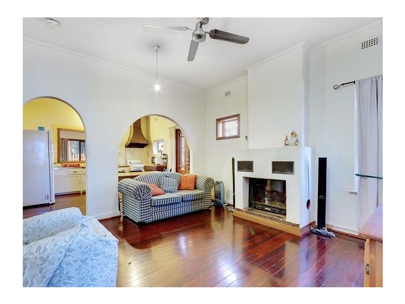 11A Churchill Road, Ovingham SA 5082