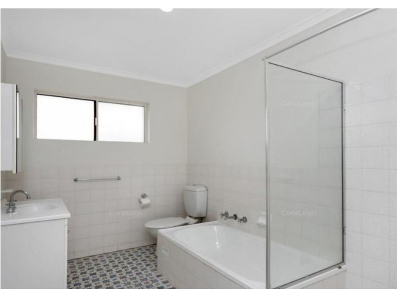 7 Pangari Drive, Fairview Park SA 5126