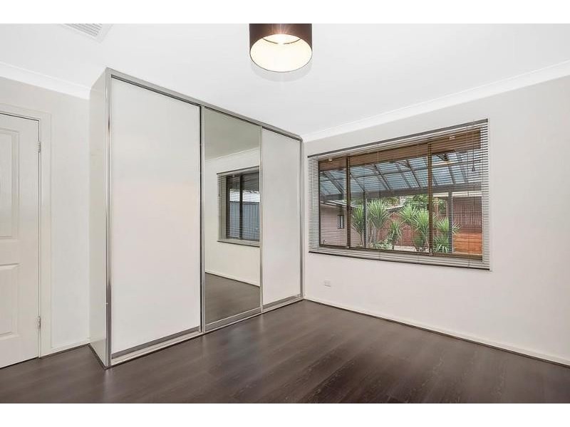 12 Redhill Road, Para Vista SA 5093