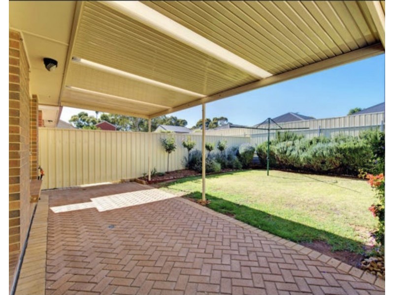 27 Leander Crescent, Greenacres SA 5086
