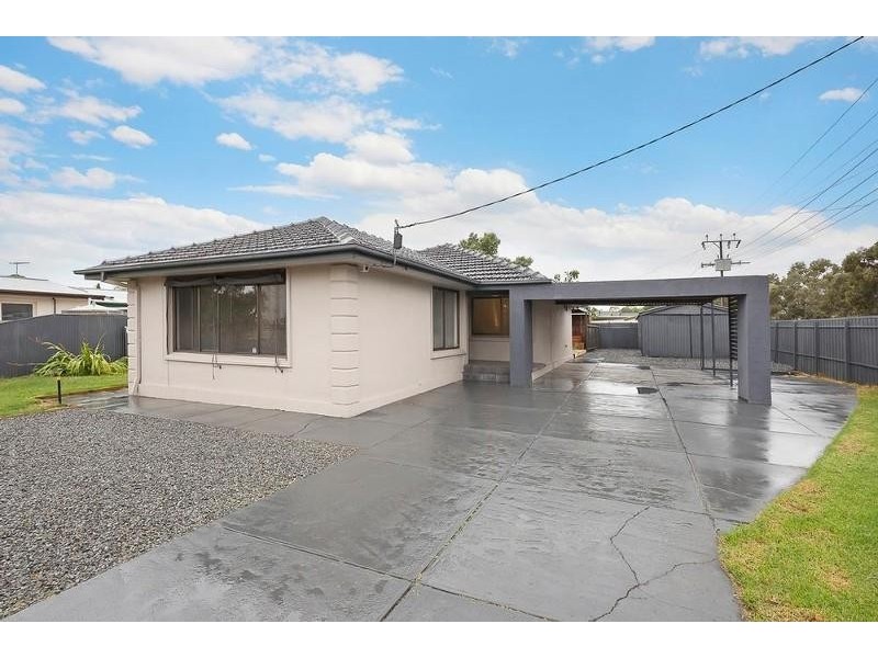 12 Redhill Road, Para Vista SA 5093