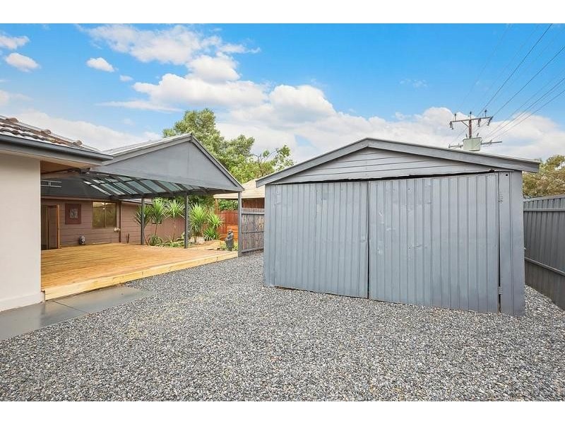 12 Redhill Road, Para Vista SA 5093