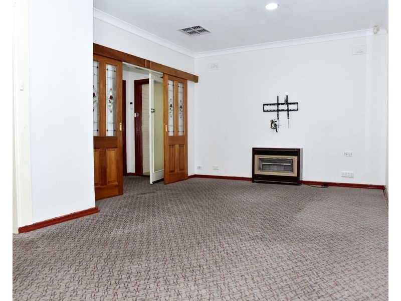 422 Bridge Road, Para Hills West SA 5096