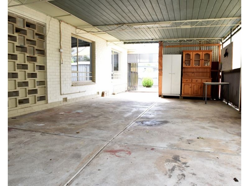 422 Bridge Road, Para Hills West SA 5096