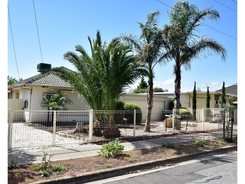 422 Bridge Road, Para Hills West SA 5096