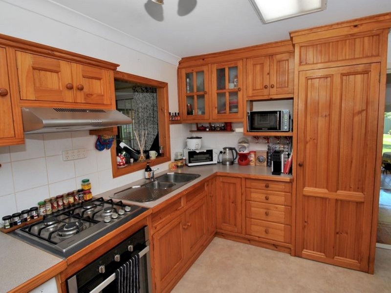 31 Crookhaven Drive, Greenwell Point NSW 2540
