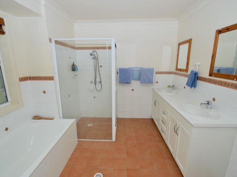 42 Bay Street, Callala Bay NSW 2540