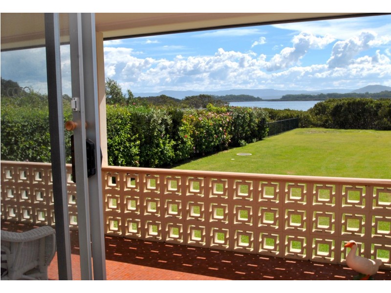 17 Brighton Parade, Culburra Beach NSW 2540