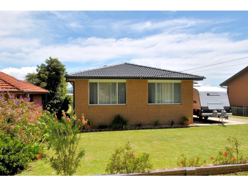 17 Brighton Parade, Culburra Beach NSW 2540