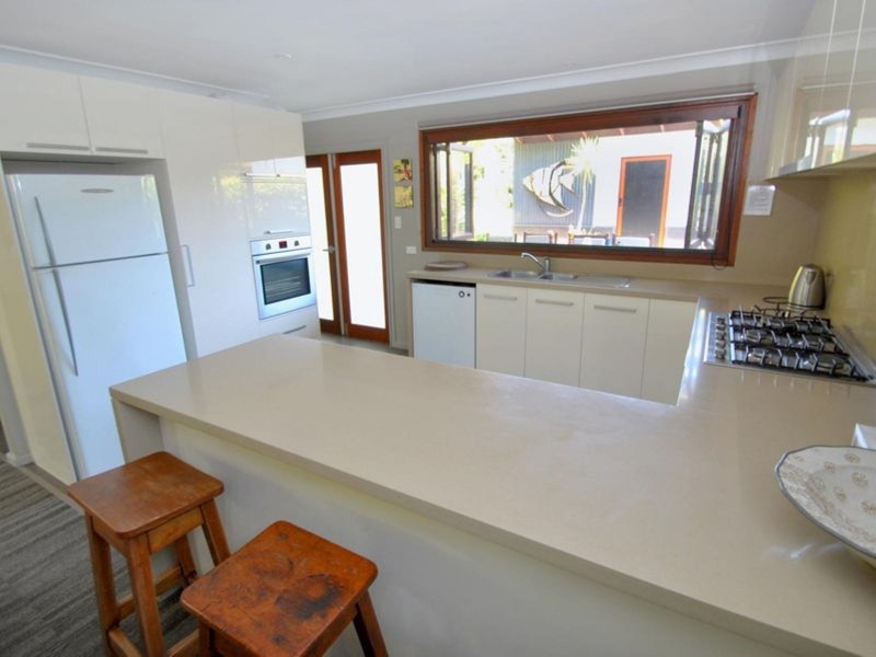 16 The Strand, Culburra Beach NSW 2540