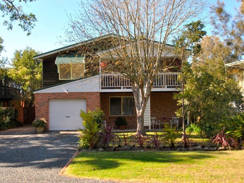 160 Prince Edward Avenue, Culburra Beach NSW 2540