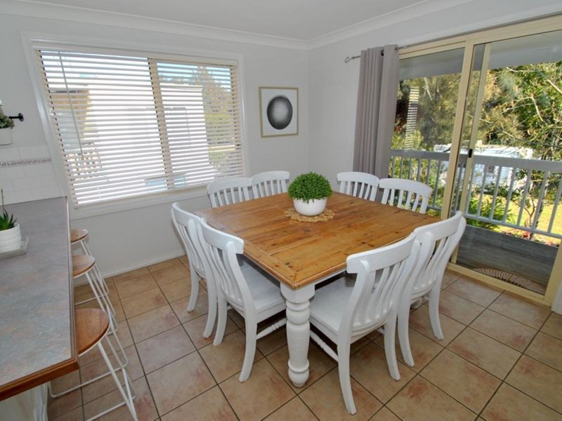 160 Prince Edward Avenue, Culburra Beach NSW 2540