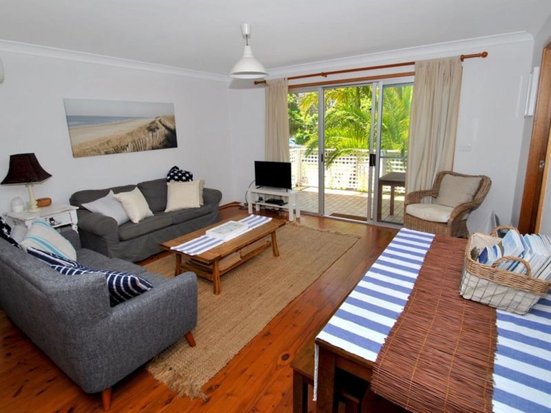 29 Lackersteen Street, Callala Bay NSW 2540