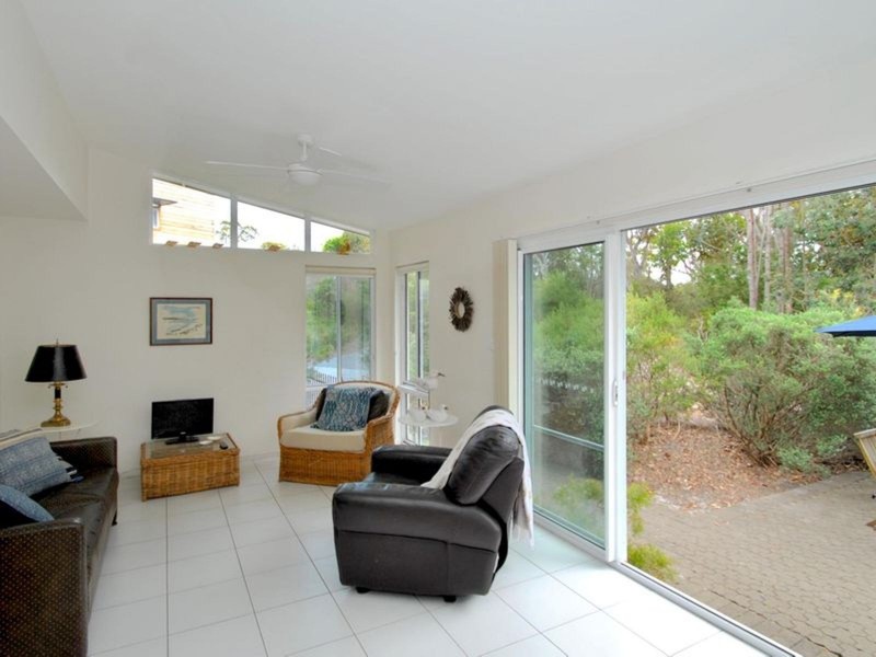 41 Caffery Circuit, Callala Beach NSW 2540