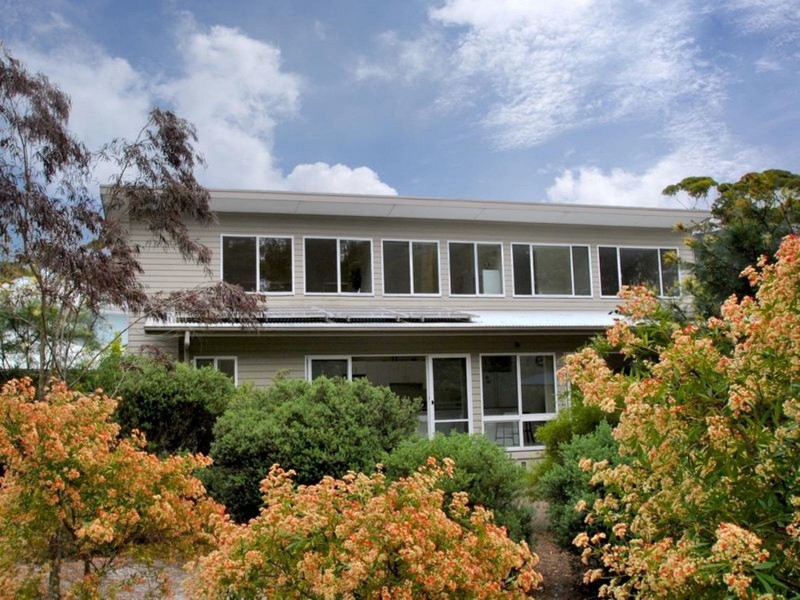 41 Caffery Circuit, Callala Beach NSW 2540
