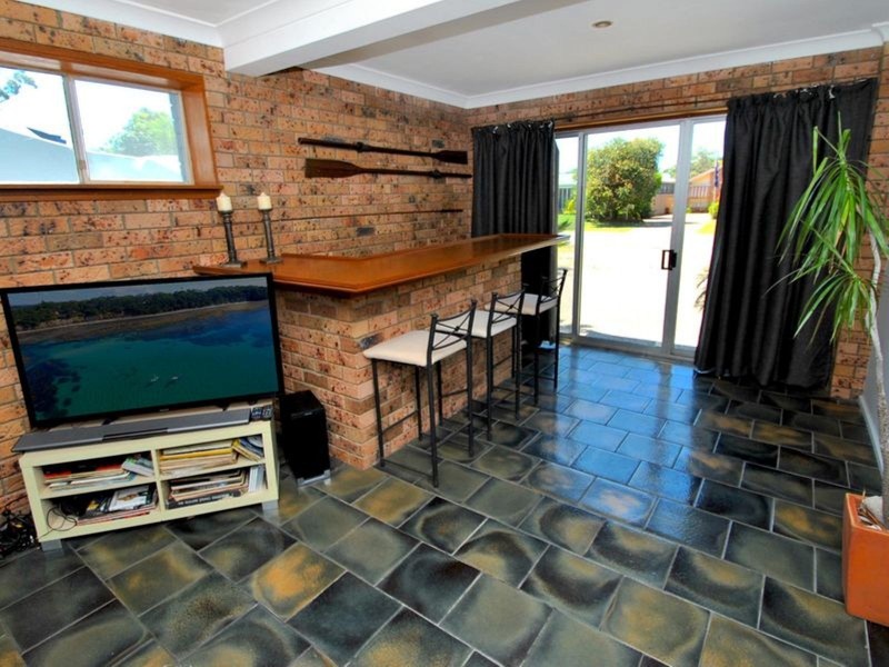 14 Queen Mary Street, Callala Beach NSW 2540