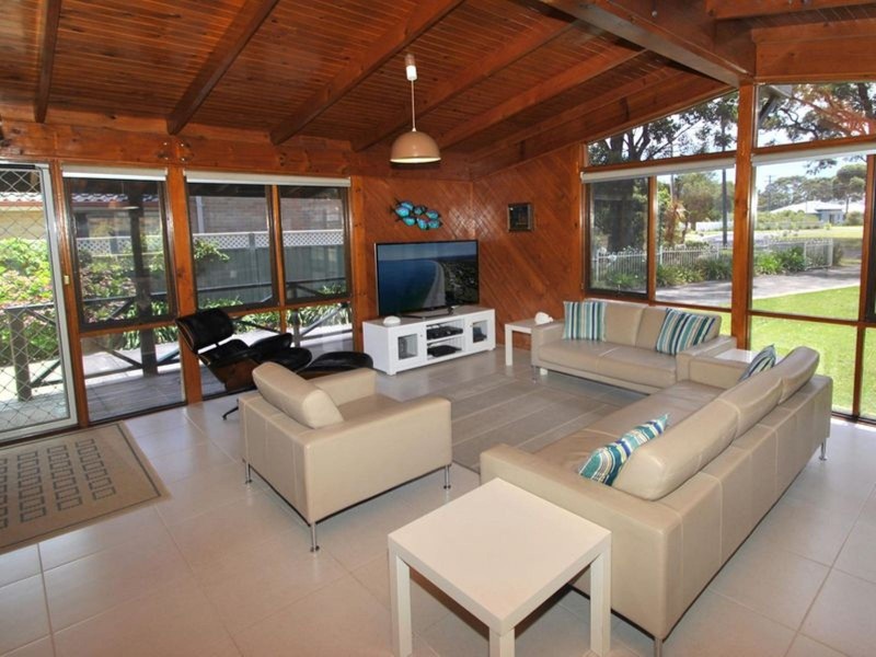 11 Sealark Road, Callala Bay NSW 2540
