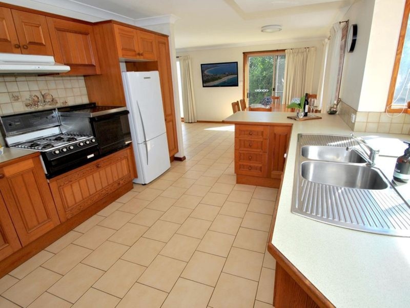 3 Lee Street, Culburra Beach NSW 2540