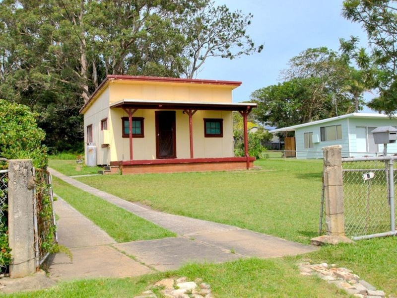 4 Otway Street, Orient Point NSW 2540