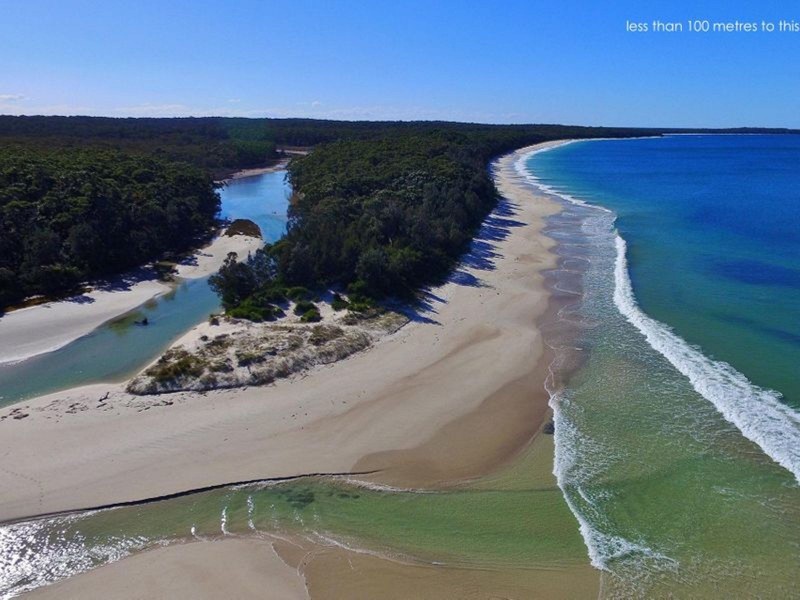 2 Monarch Place, Callala Bay NSW 2540