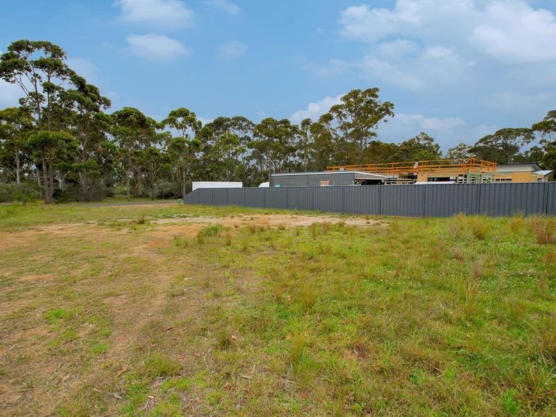 2 Monarch Place, Callala Bay NSW 2540