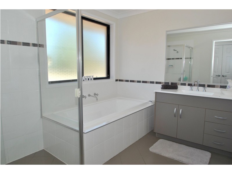140 King George Street, Callala Beach NSW 2540