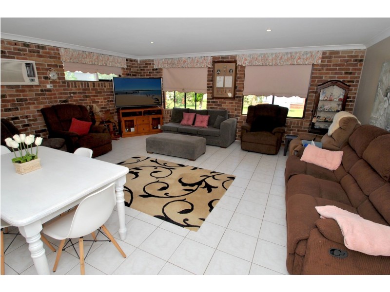 24 Hope Street, Culburra Beach NSW 2540