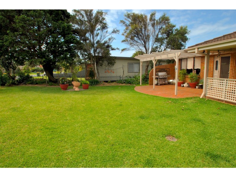 24 Hope Street, Culburra Beach NSW 2540