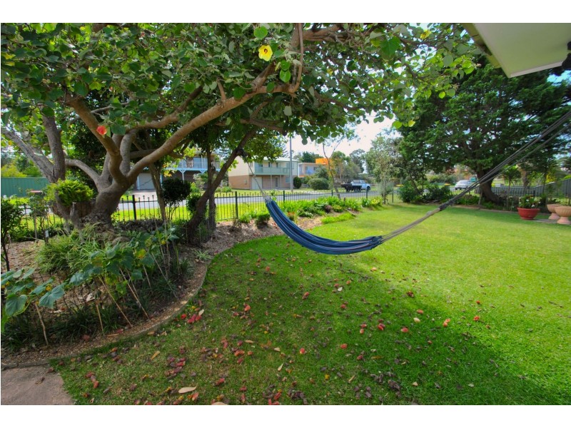 24 Hope Street, Culburra Beach NSW 2540