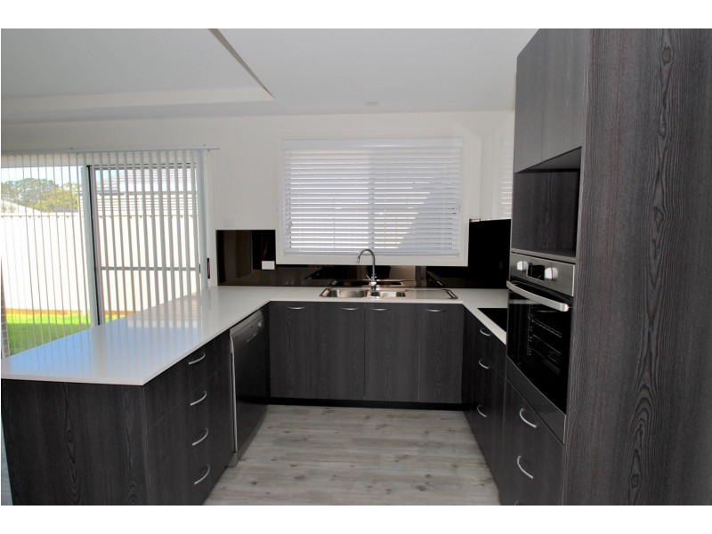 144a Prince Edward Avenue, Culburra Beach NSW 2540