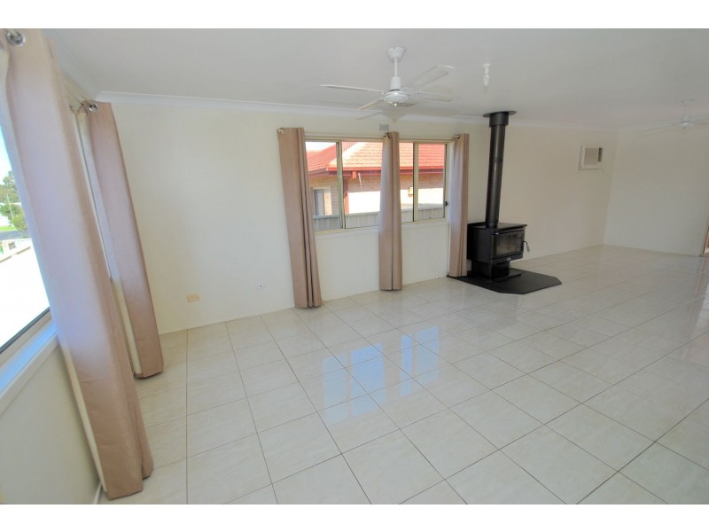 11 Hunter Street, Callala Bay NSW 2540