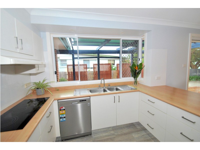 12 Hope Street, Culburra Beach NSW 2540