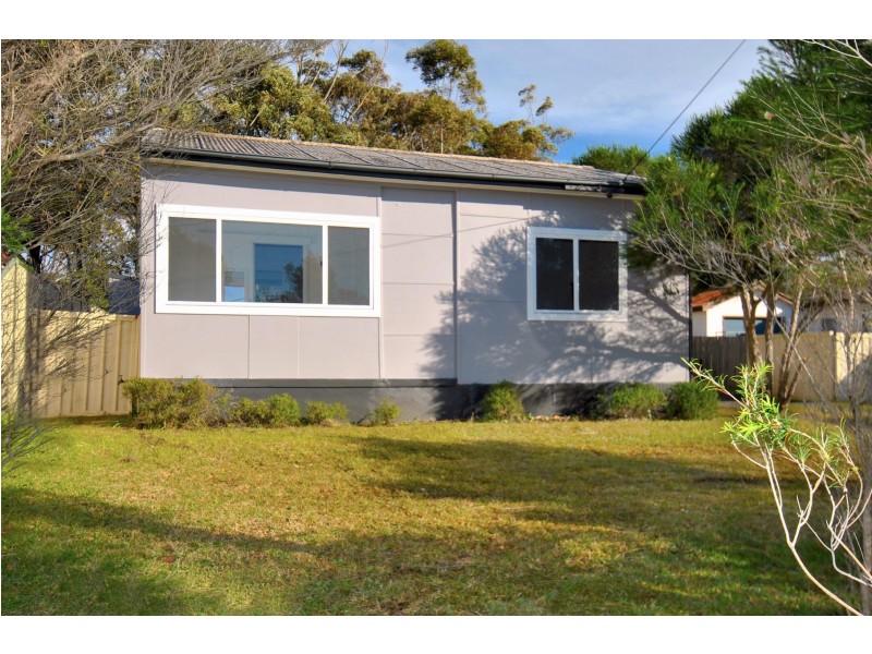 37 Carlton Crescent, Culburra Beach NSW 2540
