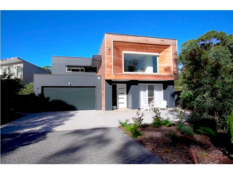 39 Caffery Circuit, Callala Beach NSW 2540