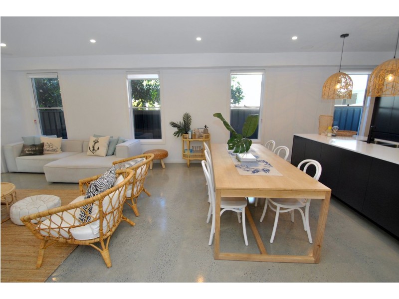 39 Caffery Circuit, Callala Beach NSW 2540
