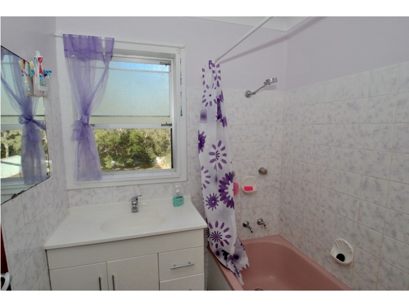 75 Osterley Avenue, Orient Point NSW 2540