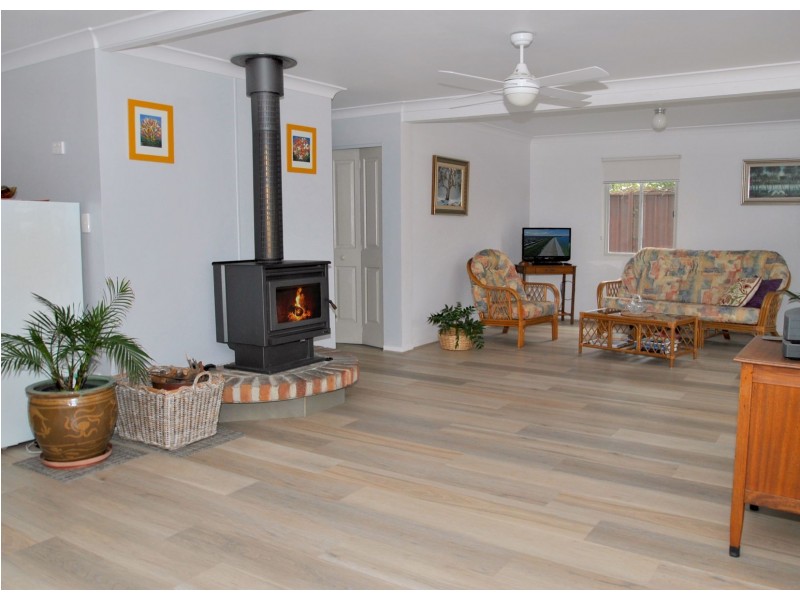 27 Roskell Road, Callala Beach NSW 2540