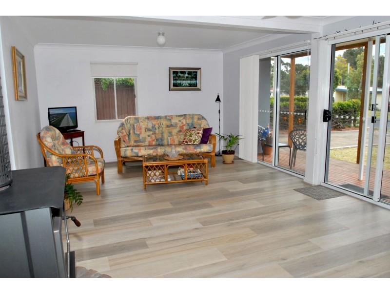 27 Roskell Road, Callala Beach NSW 2540