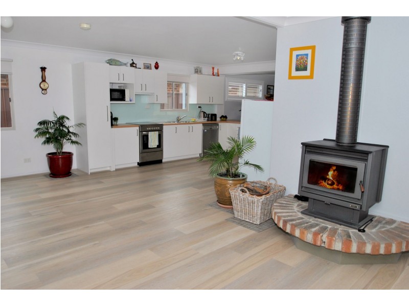 27 Roskell Road, Callala Beach NSW 2540