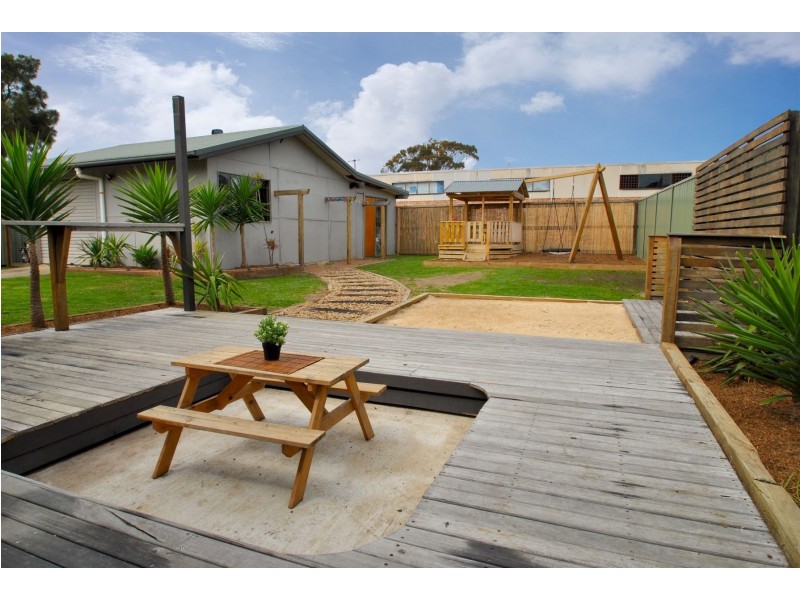 3 The Triangle, Culburra Beach NSW 2540