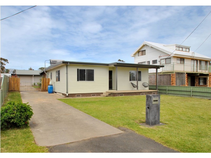 3 The Triangle, Culburra Beach NSW 2540