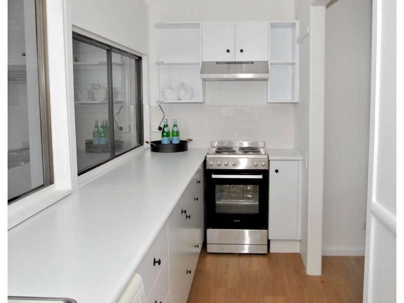 176 Prince Edward Avenue, Culburra Beach NSW 2540