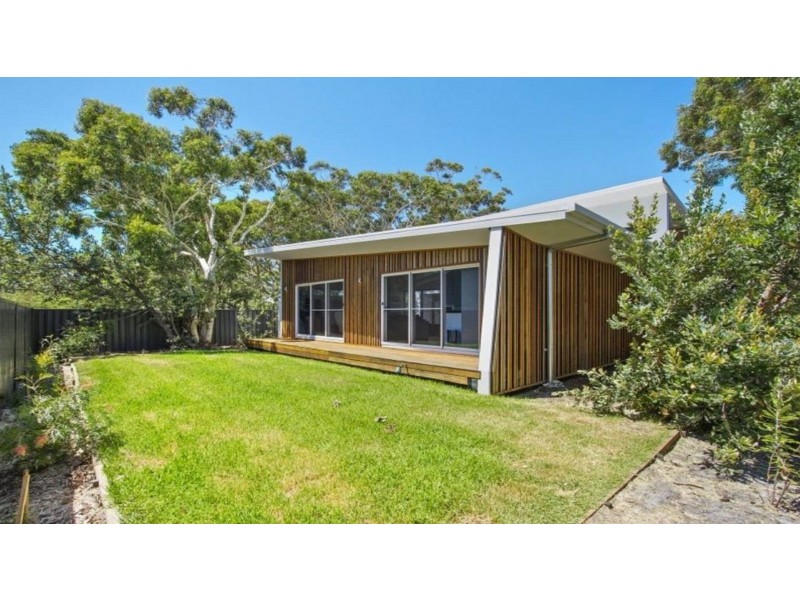 2 Oakwood Copse, Callala Beach NSW 2540