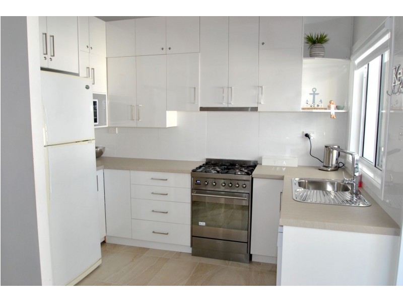 2 The Strand, Culburra Beach NSW 2540