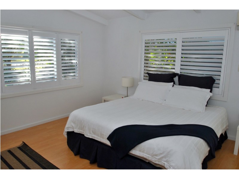 2 The Strand, Culburra Beach NSW 2540